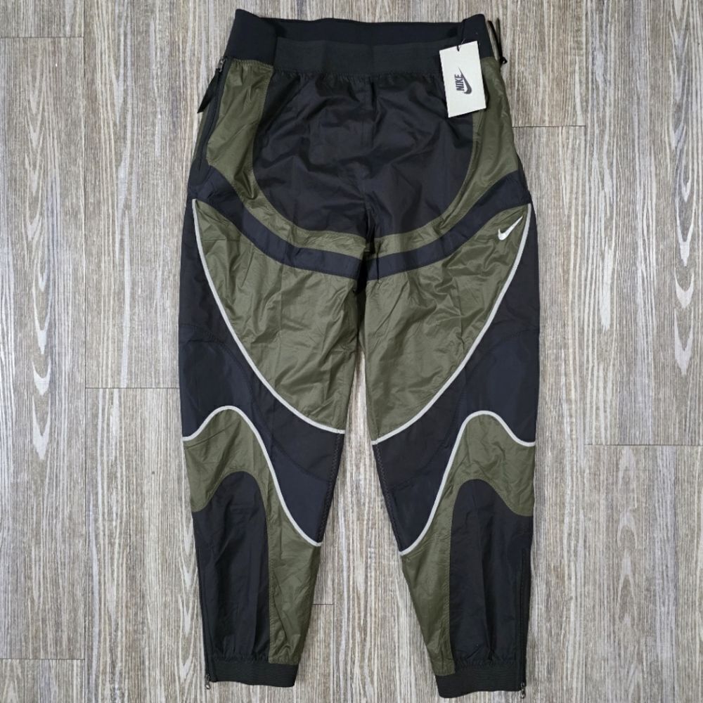 Nike Women's iSPA Pants Off Noir/ Newsprint/Iron Grey M Lined New LE DB7581-045